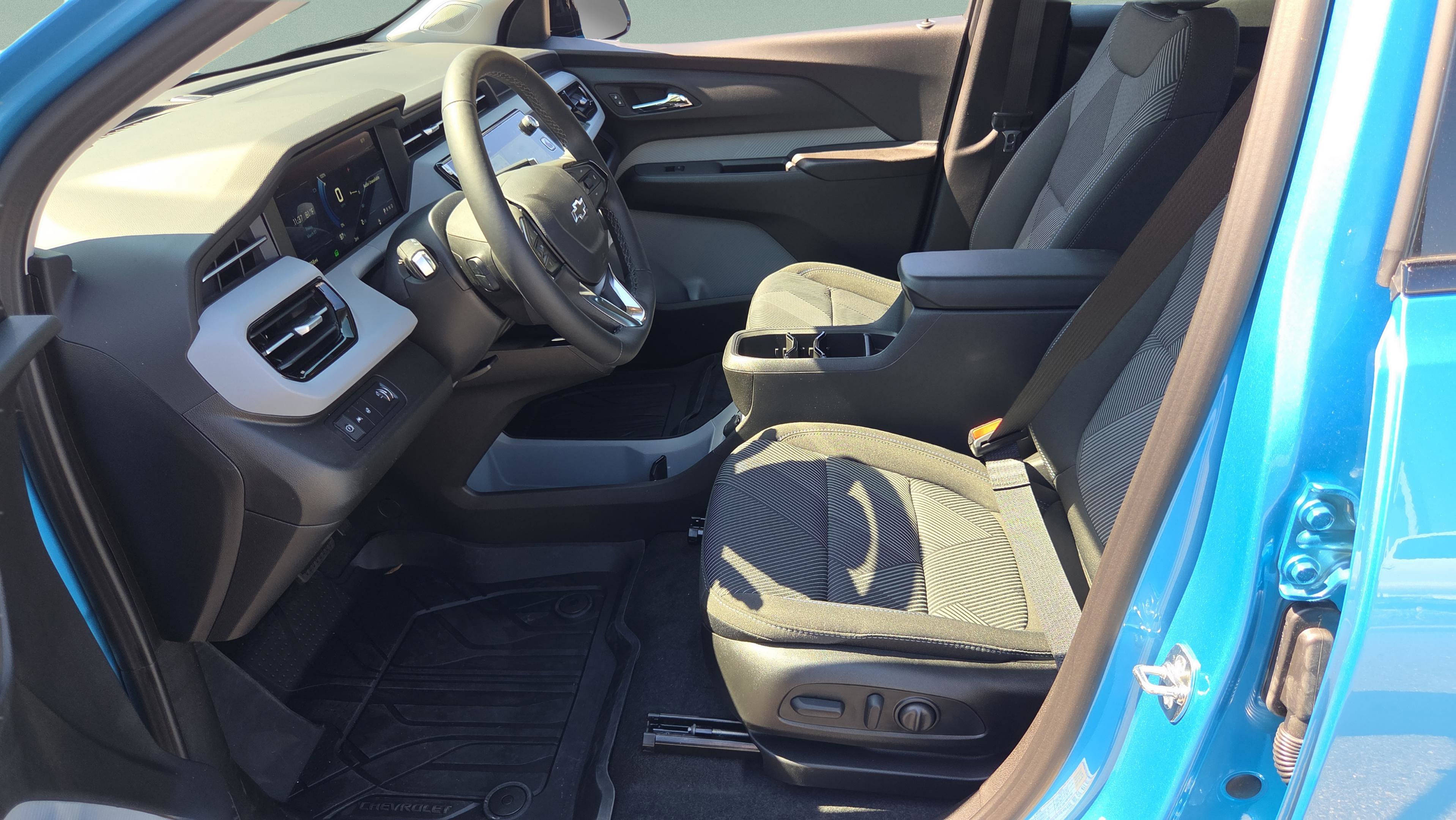 New 2027 Chevrolet Bolt LT image 28