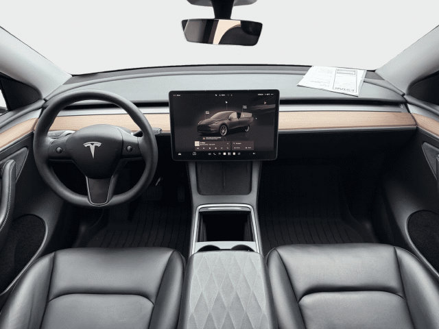 Used 2024 Tesla Model Y Long Range AWD/4WD image 9