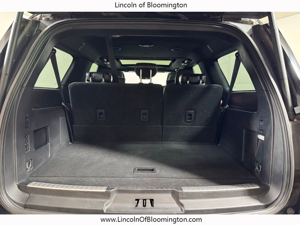 Used 2019 Lincoln Navigator L Reserve image 24