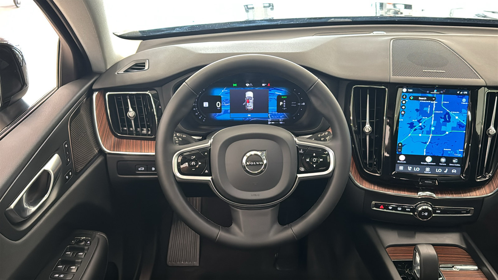Certified 2024 Volvo XC60 T8 Plus w/ Climate Package AWD/4WD image 12