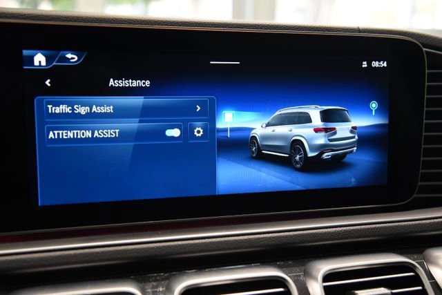 Used 2024 Mercedes-Benz GLS 450 4MATIC image 41