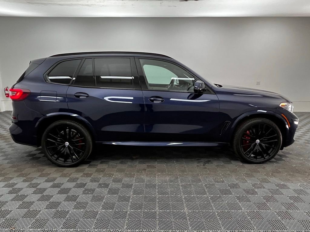 Used 2022 BMW X5 M50i w/ Executive Package image 8