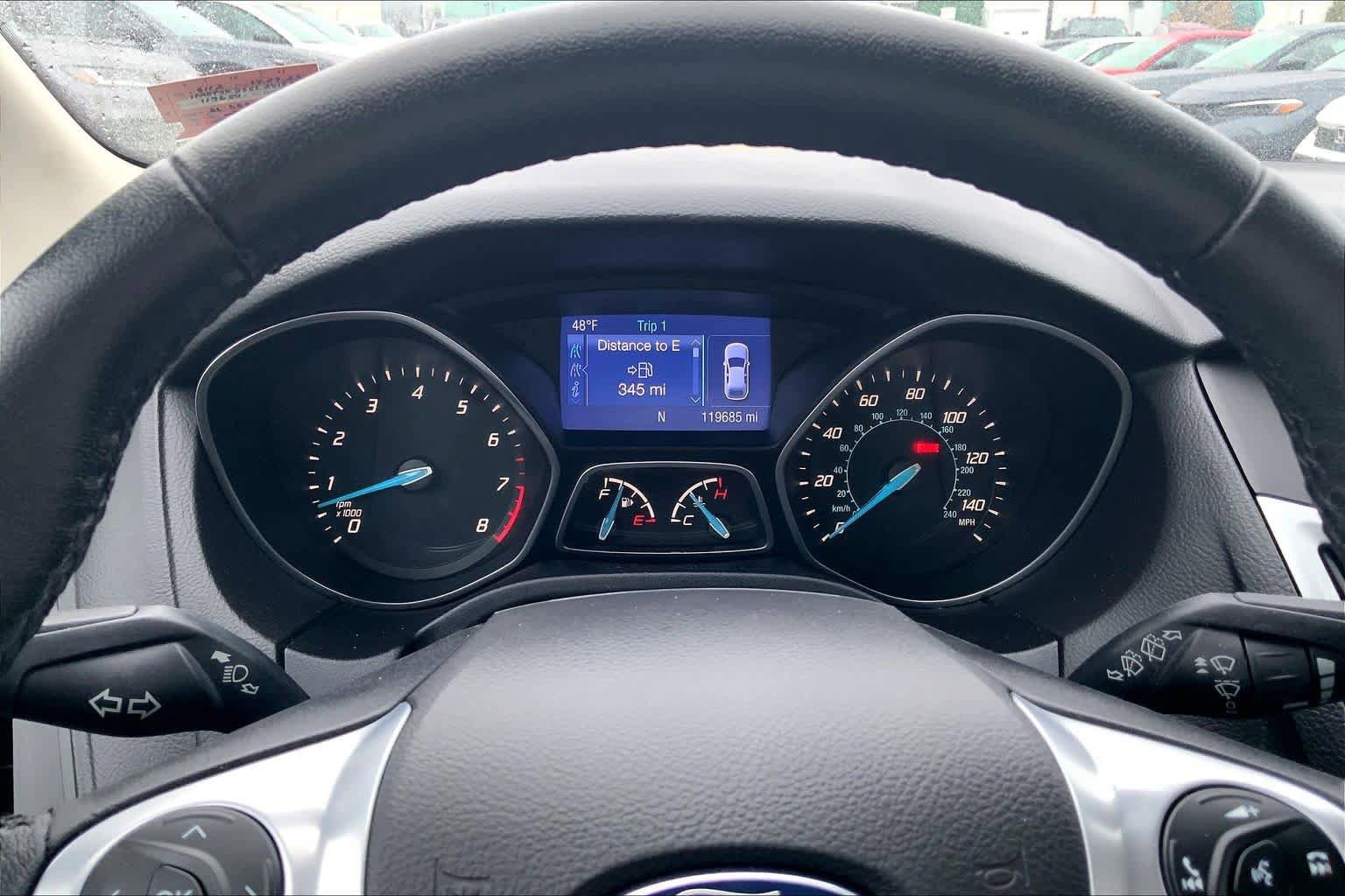 Used 2014 Ford Focus SE w/ SE Sport Package FWD image 26