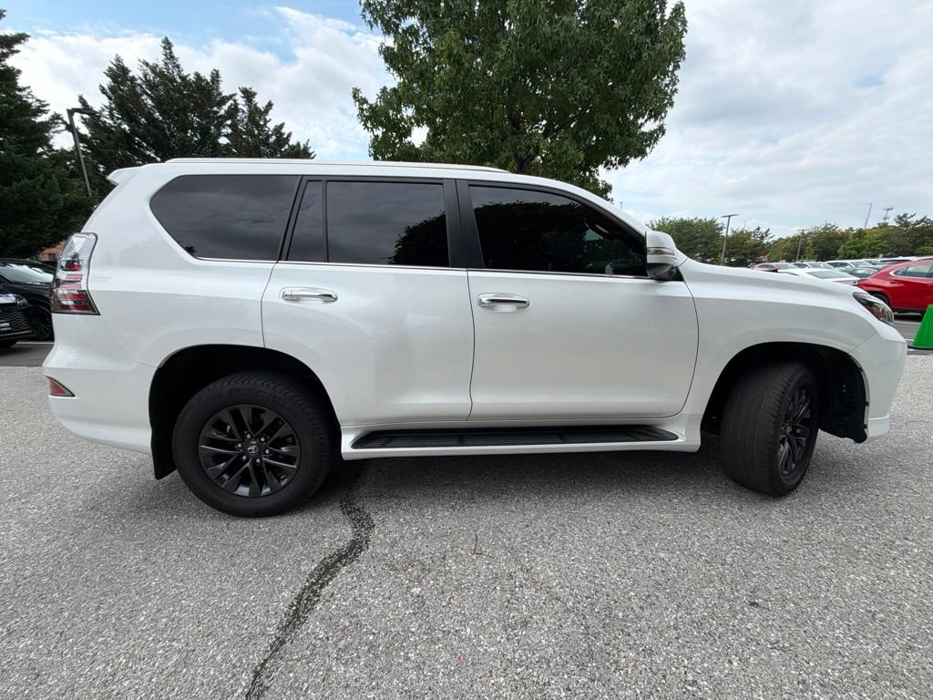 Certified 2023 Lexus GX 460 Premium w/ Premium Package AWD/4WD image 4