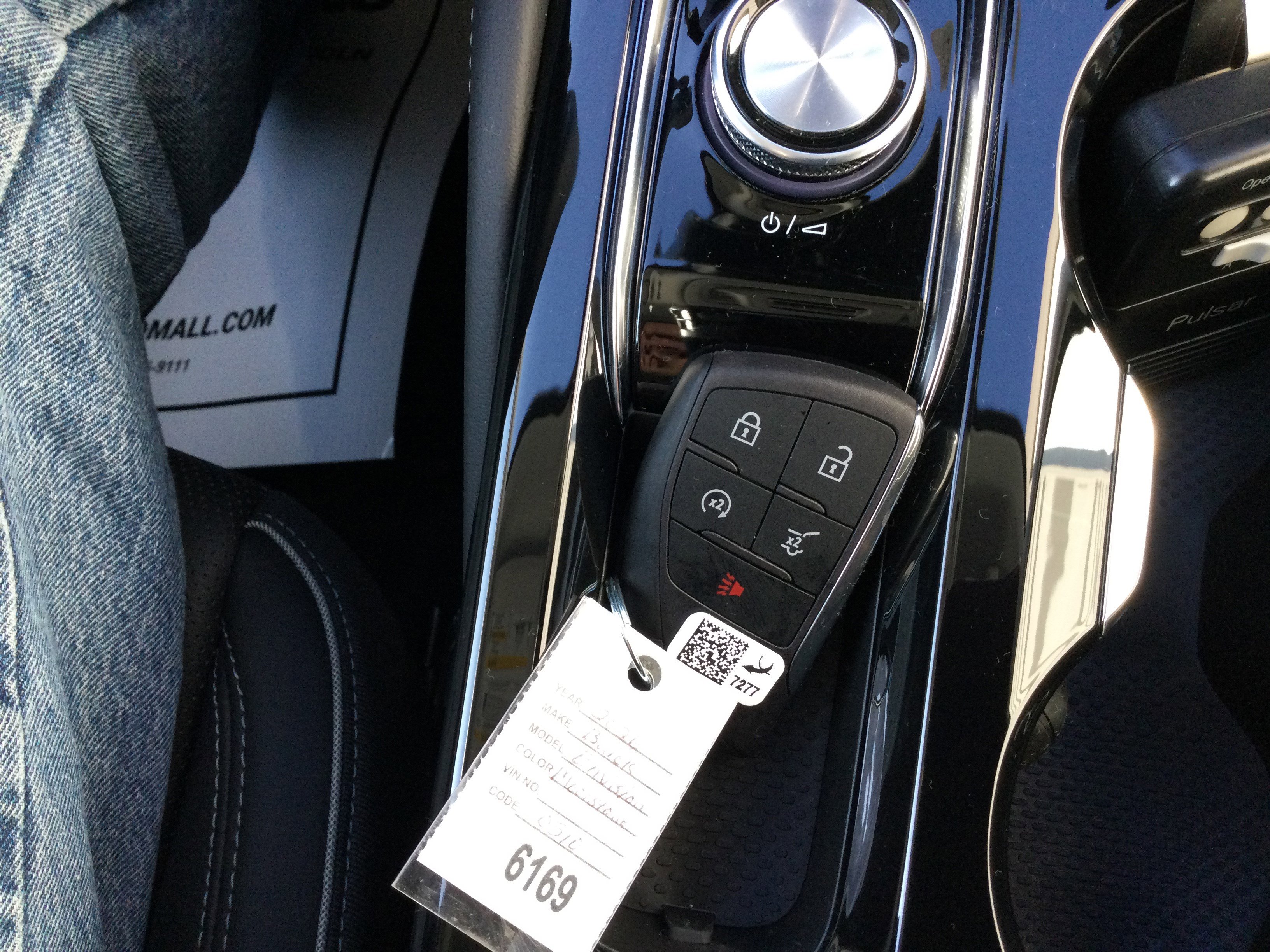 New 2026 Buick Envision Avenir image 23