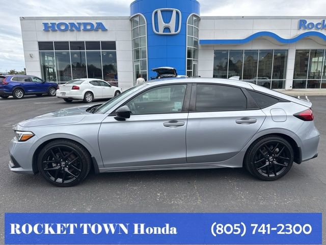 Used 2023 Honda Civic Sport image 2