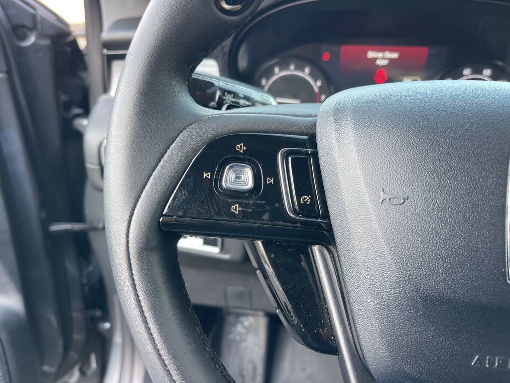 Used 2022 Lincoln Corsair AWD w/ Equipment Group 101A image 17