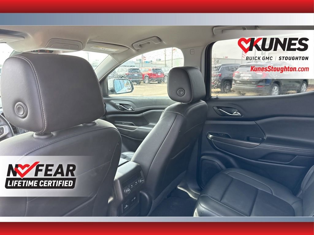 Used 2023 GMC Acadia SLT image 40