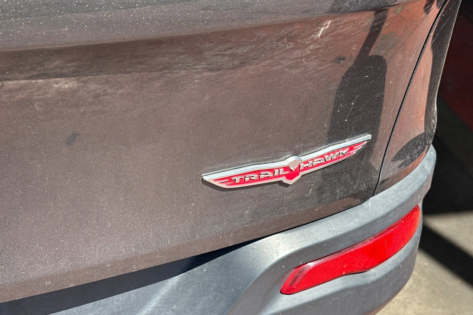 Used 2015 Jeep Cherokee Trailhawk image 6