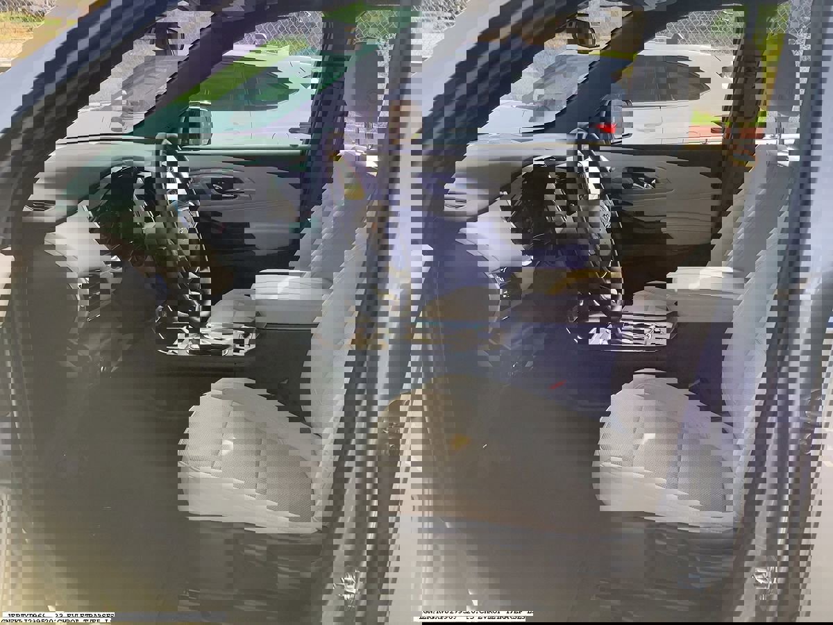 Used 2023 Chevrolet Traverse LS image 12