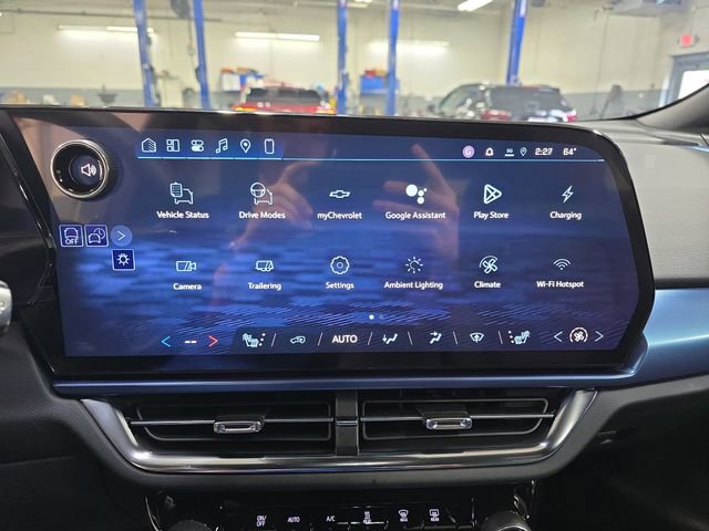 New 2026 Chevrolet Equinox EV LT image 23