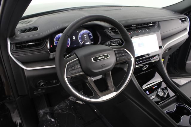 New 2026 Jeep Grand Cherokee Limited image 10