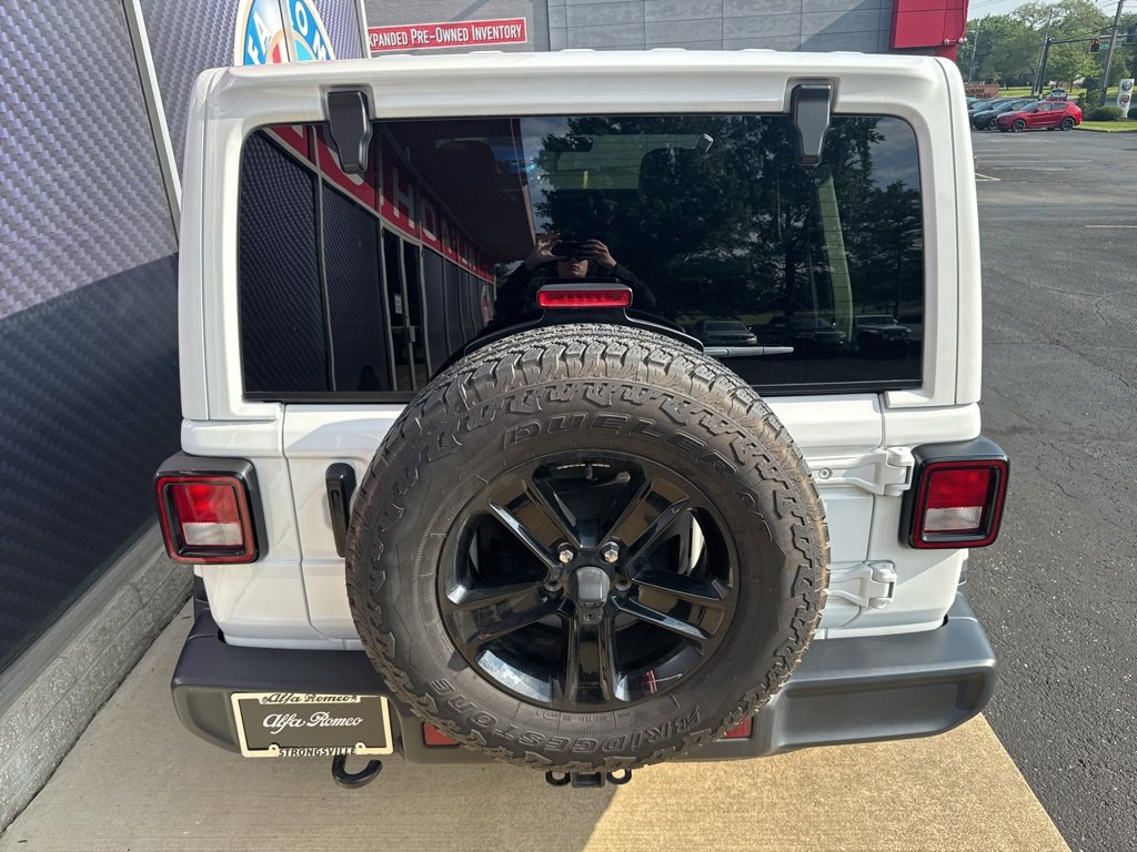 Used 2023 Jeep Wrangler Altitude image 10
