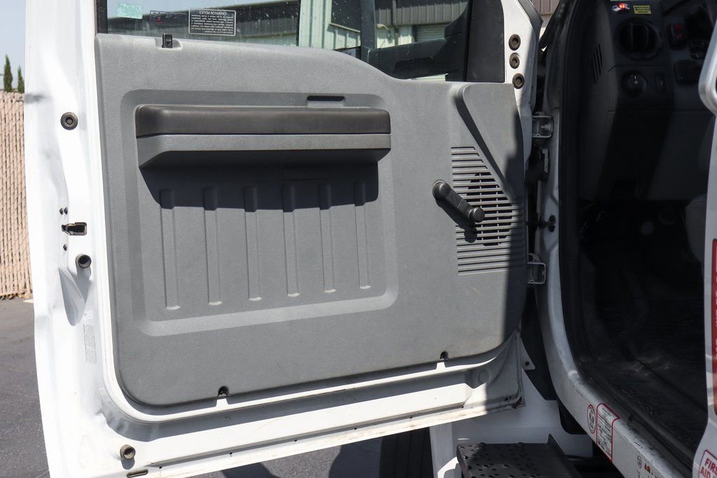 Used 2019 Ford F650 2WD Regular Cab Super Duty image 22