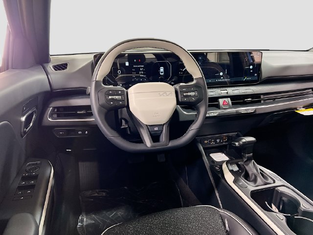 New 2025 Kia K4 EX w/ GT-Line Sunroof Package FWD image 23