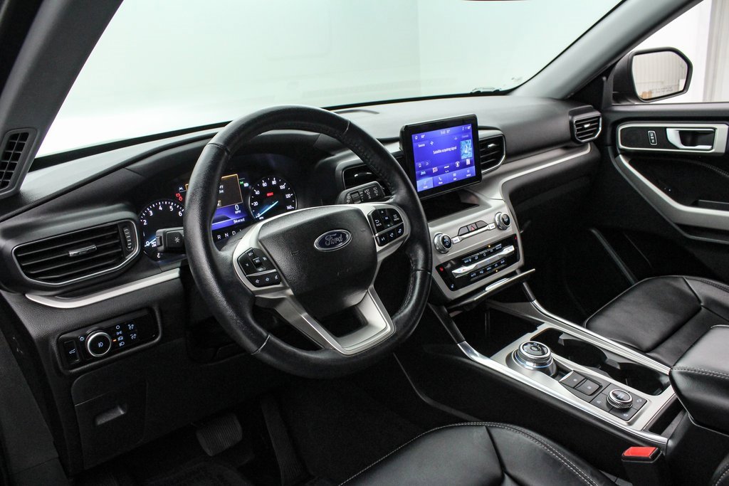 Certified 2023 Ford Explorer XLT w/ Equipment Group 202A image 12