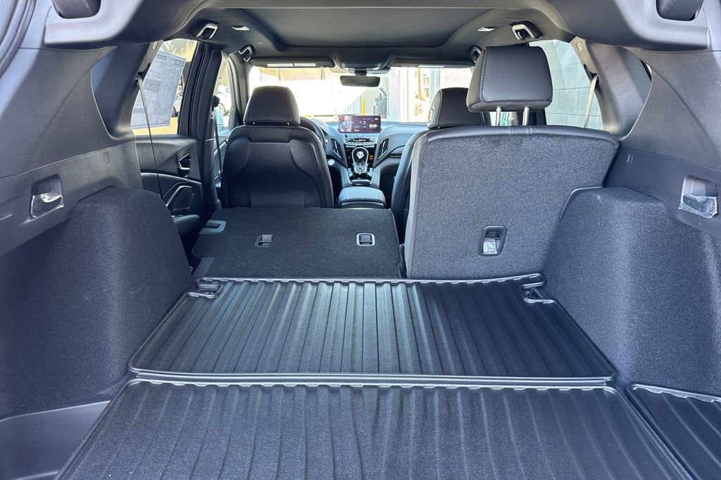 New 2026 Acura RDX SH-AWD image 17
