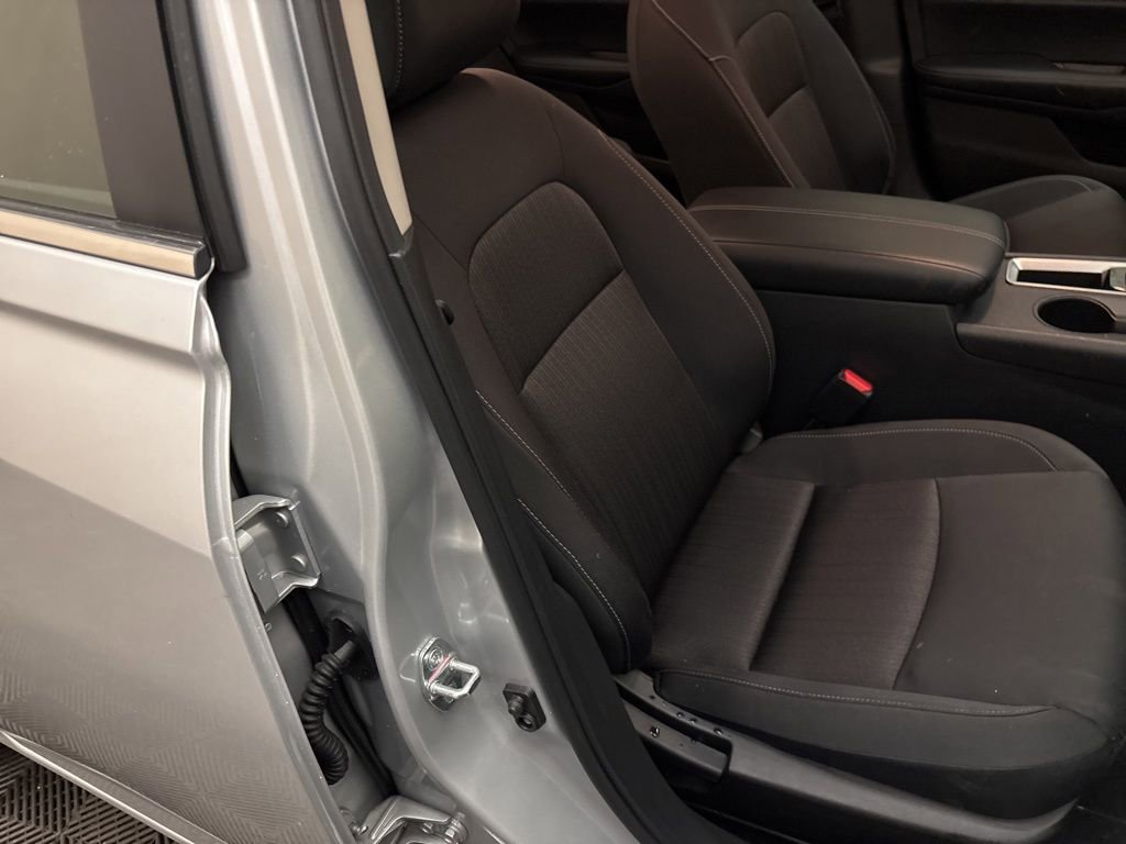 Used 2025 Nissan Altima 2.5 SV image 21