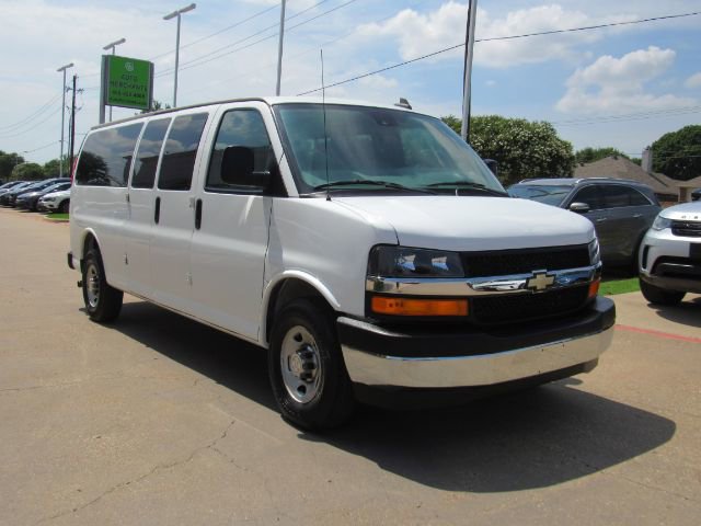 Used 2019 Chevrolet Express 3500 LT w/ LT Preferred Equipment Group image 3