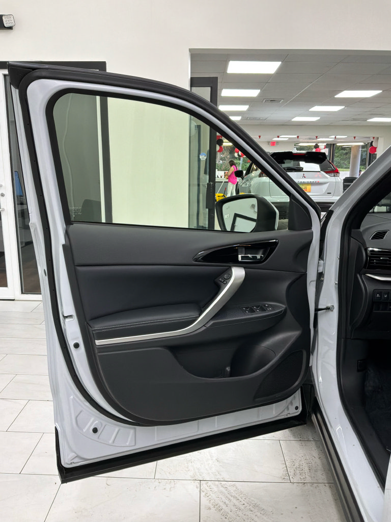 New 2025 Mitsubishi Eclipse Cross SEL AWD/4WD image 13