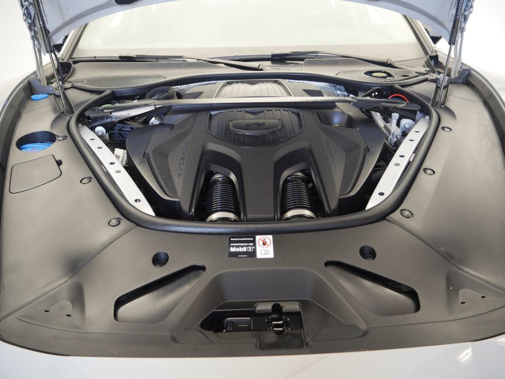 Certified 2025 Porsche Panamera 4 AWD/4WD image 12