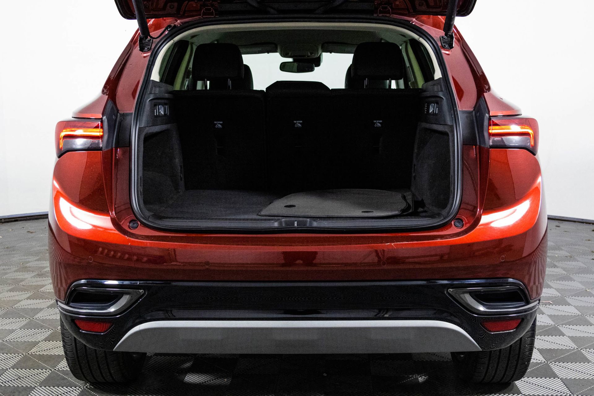 Certified 2023 Buick Envision Preferred w/ Sport Touring Package image 35