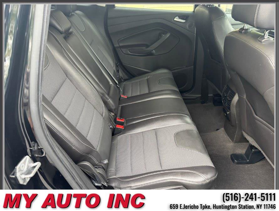 Used 2016 Ford Escape SE w/ SE Chrome Package AWD/4WD image 30