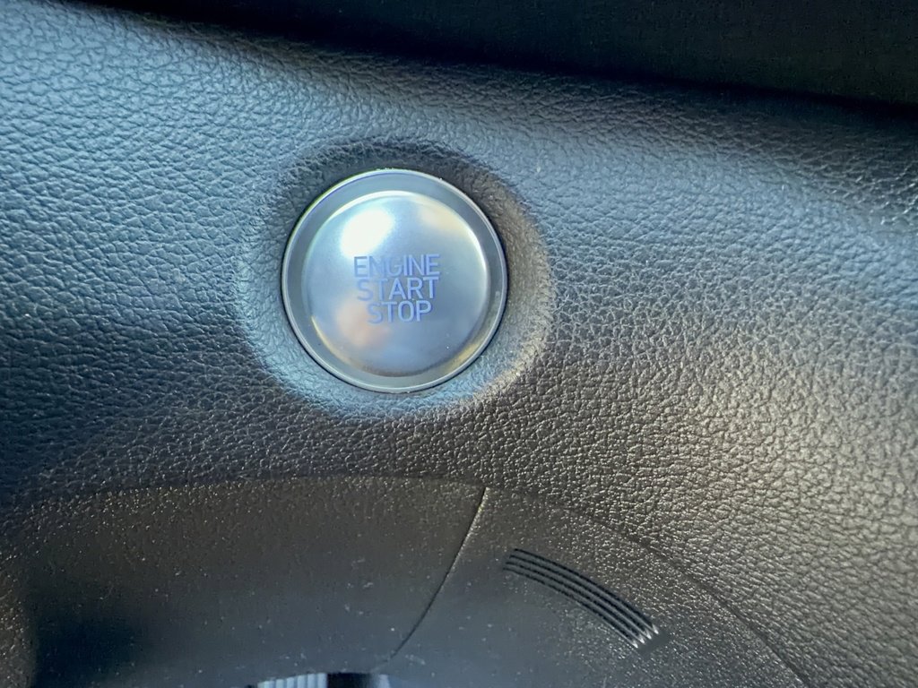 Used 2022 Hyundai Santa Fe XRT image 22