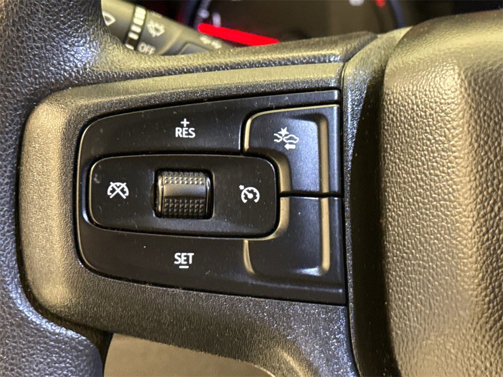 Used 2025 Chevrolet Silverado 1500 Custom Trail Boss w/ LPO, Dark Essentials Package image 29