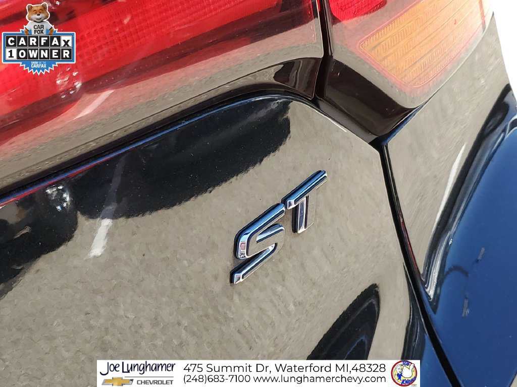 Used 2020 Buick Encore GX Select w/ Sport Touring Package FWD image 32