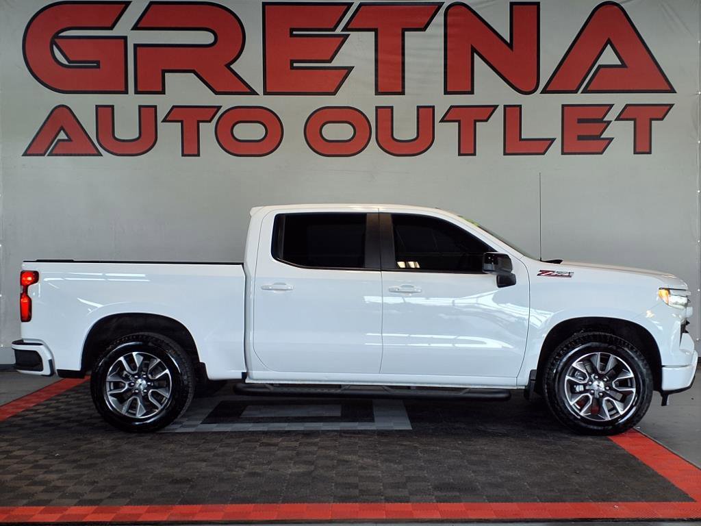Used 2023 Chevrolet Silverado 1500 RST image 1
