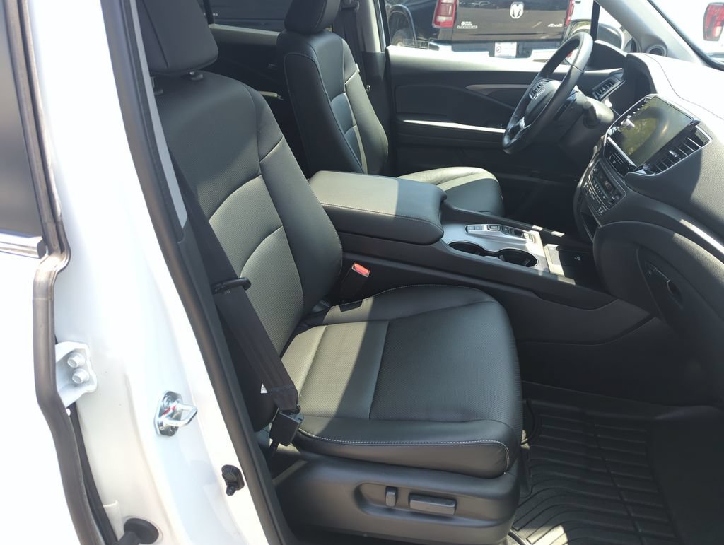 Used 2025 Honda Ridgeline RTL image 36