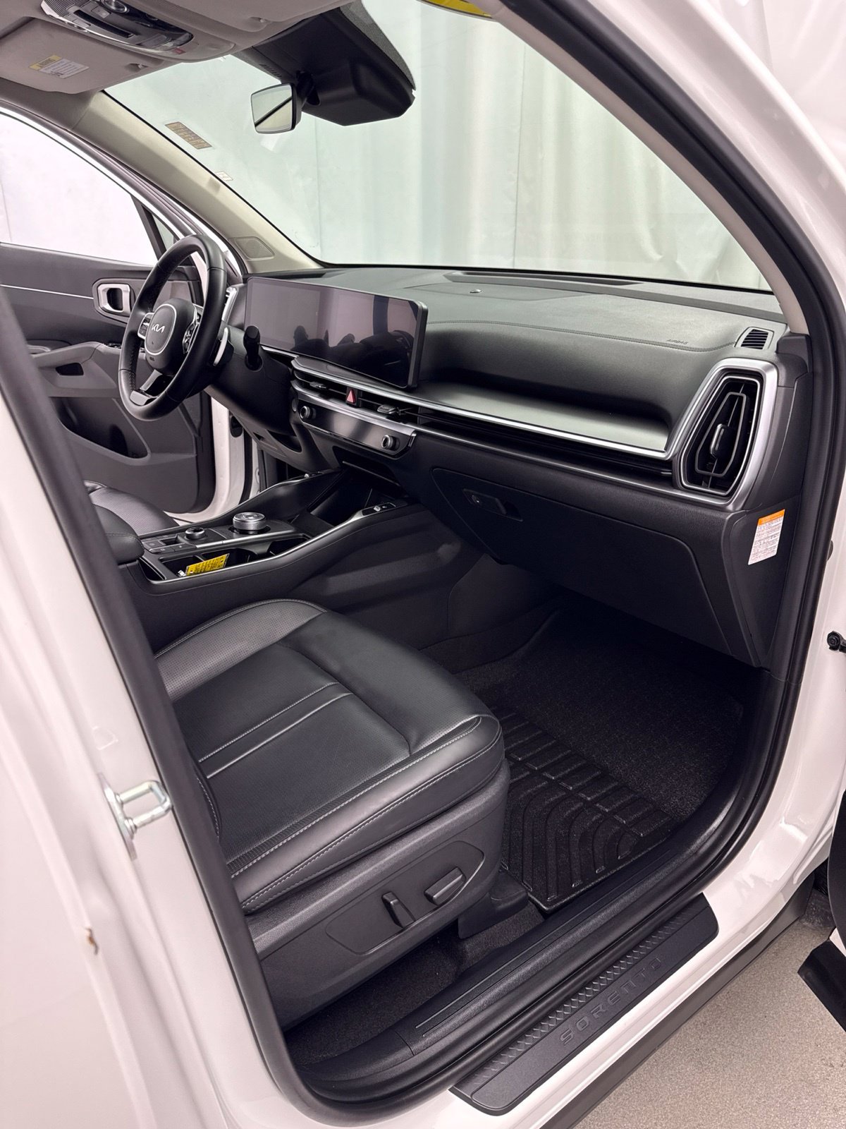 Used 2025 Kia Sorento EX w/ EX Panoramic Sunroof Package AWD/4WD image 30