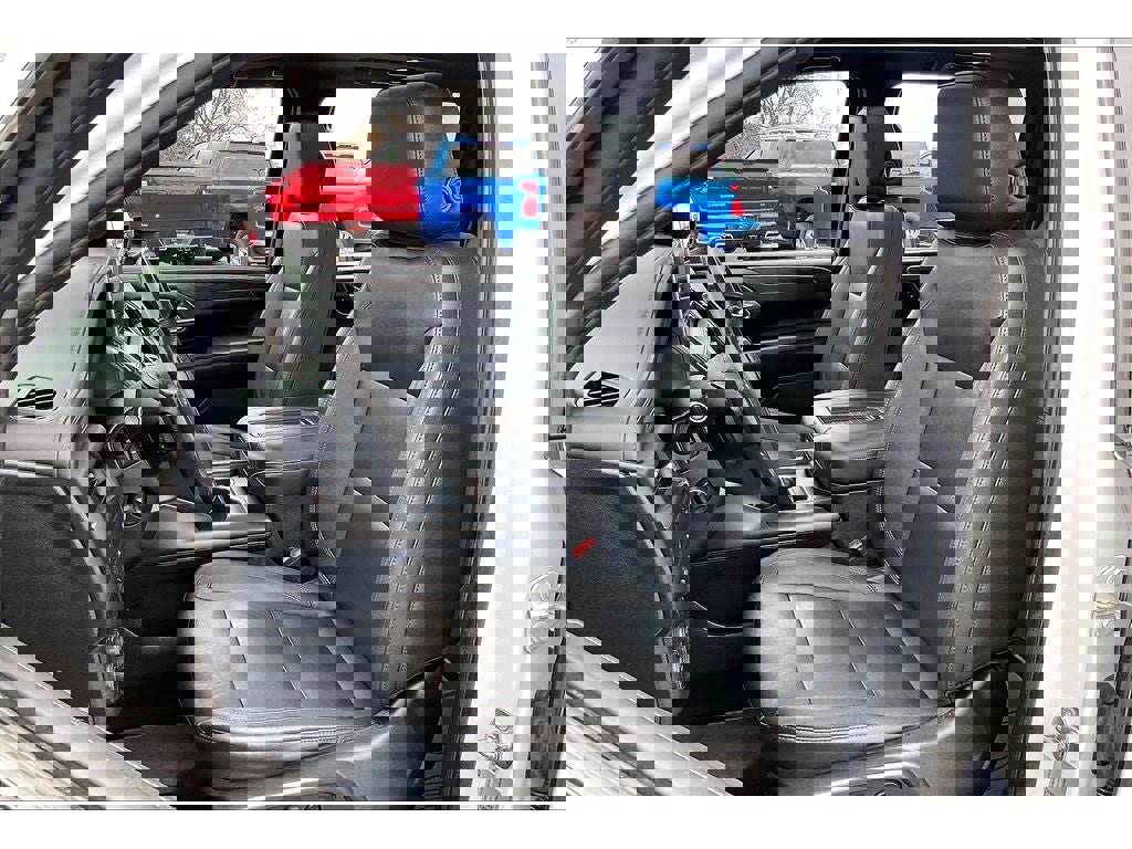 Used 2022 Chevrolet Suburban Z71 w/ Z71 Off-Road Package image 26