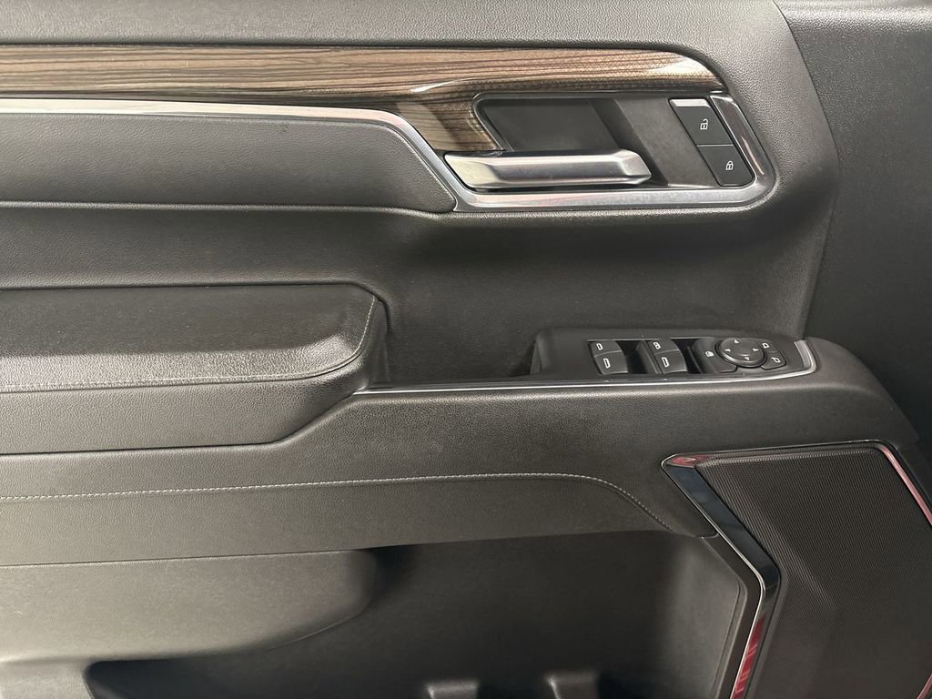 Used 2024 Chevrolet Silverado 1500 RST w/ Z71 Off-Road Package image 11