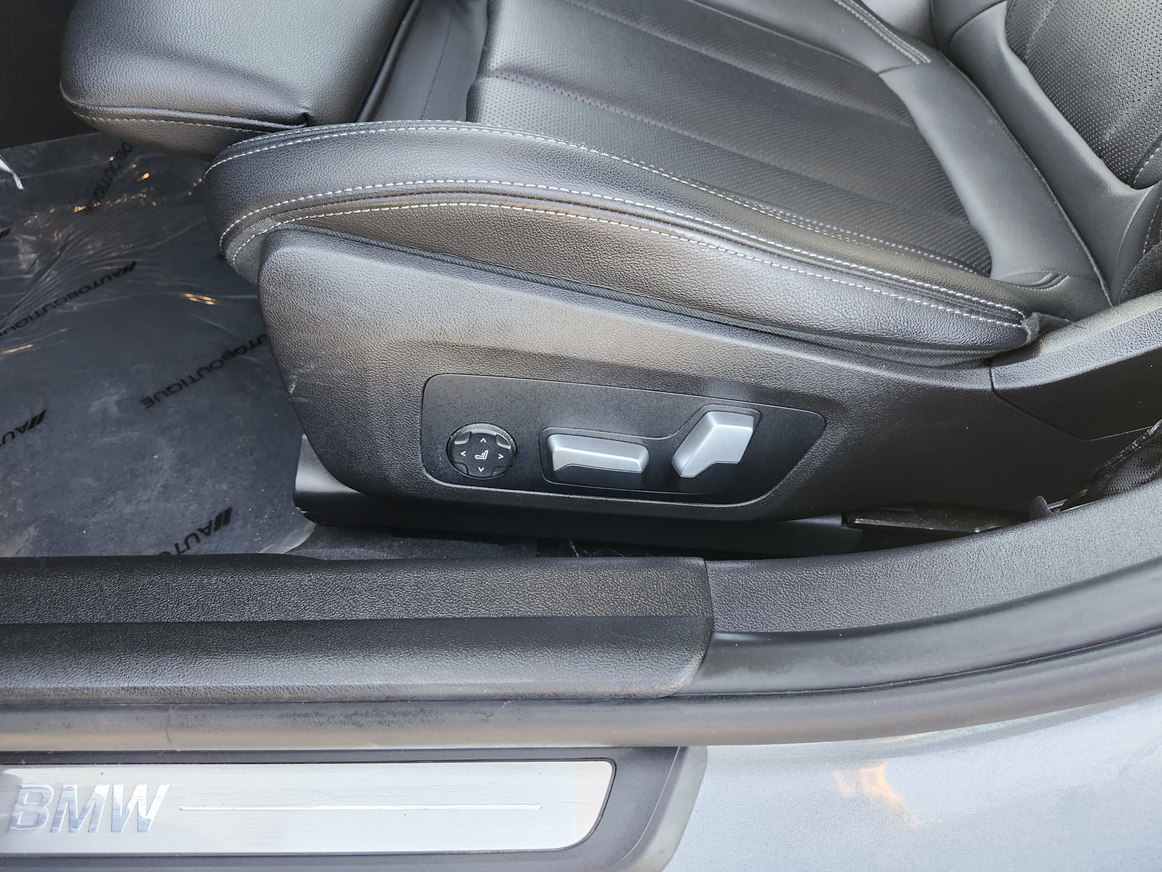 Used 2023 BMW 330i Sedan w/ Driving Assistance Package RWD image 27
