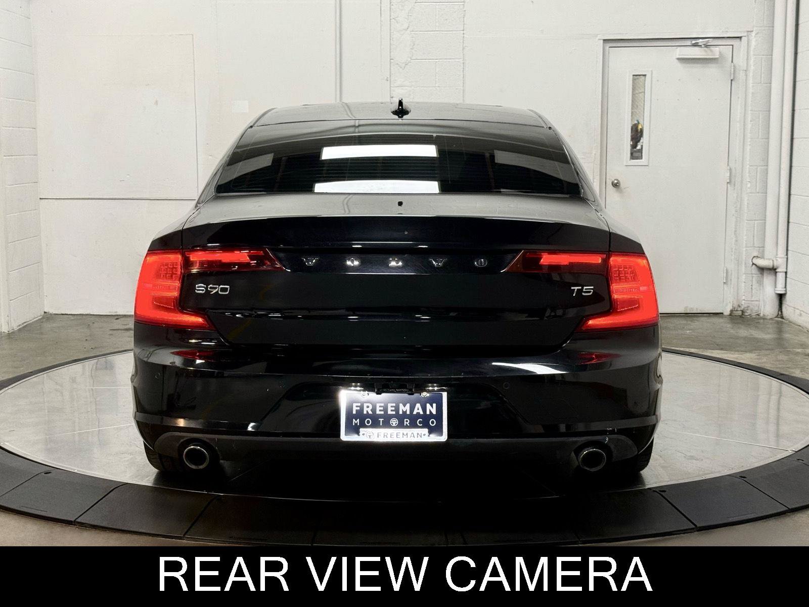 Used 2018 Volvo S90 T5 Momentum w/ Convenience Package FWD image 7