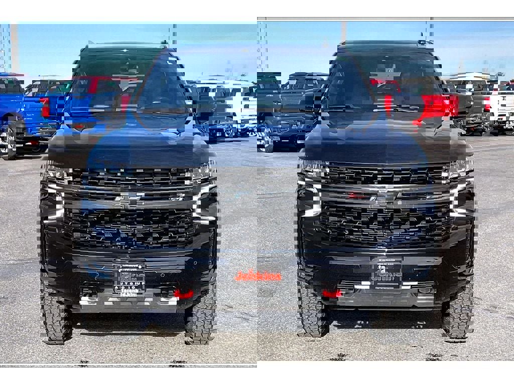 Used 2022 Chevrolet Tahoe Z71 image 3