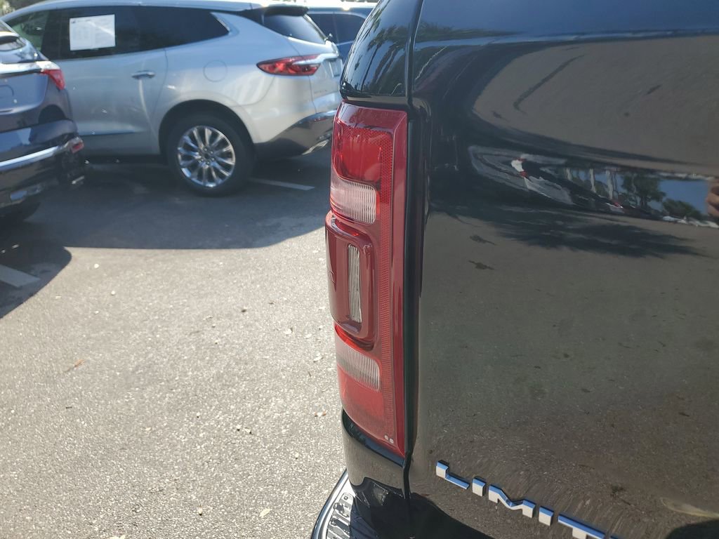 Used 2019 RAM 1500 Limited image 26