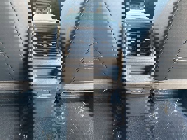 New 2025 Volkswagen Tiguan SE R-Line image 52