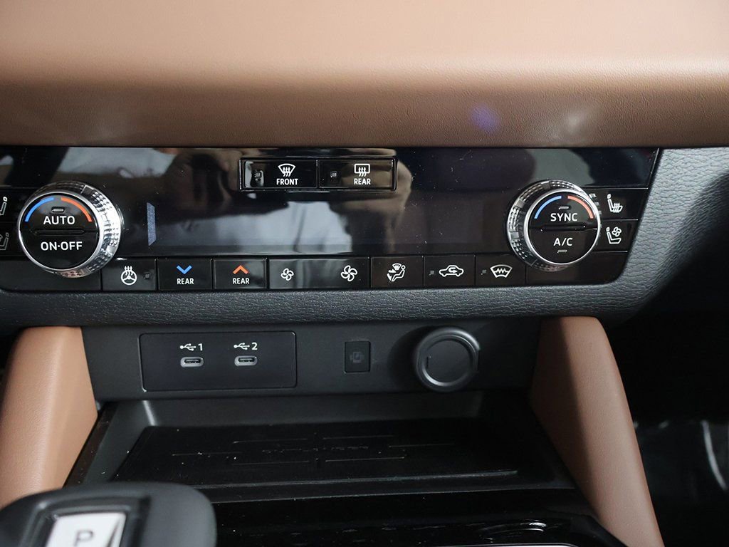 New 2025 Mitsubishi Outlander SEL image 54