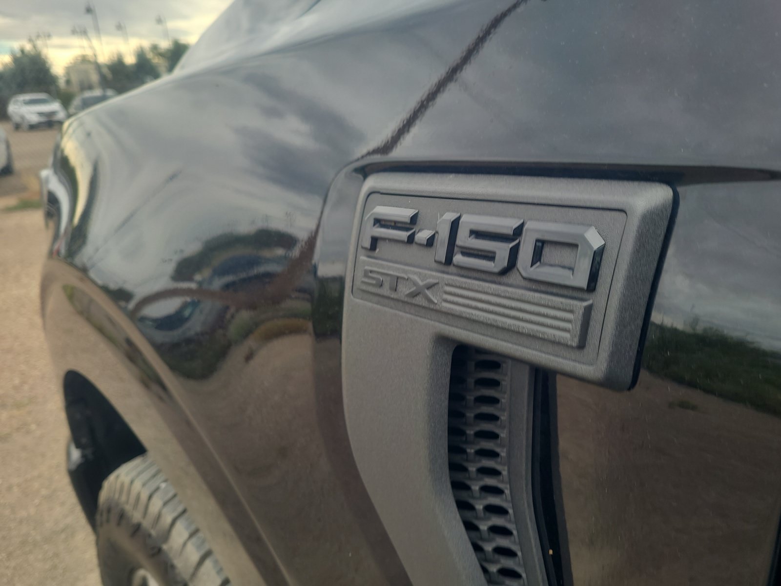 Used 2023 Ford F150 XL w/ STX Appearance Package AWD/4WD image 23