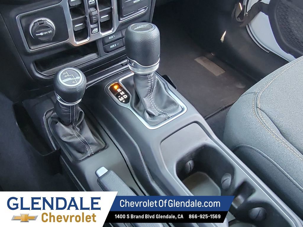Used 2025 Jeep Gladiator Sport AWD/4WD image 27