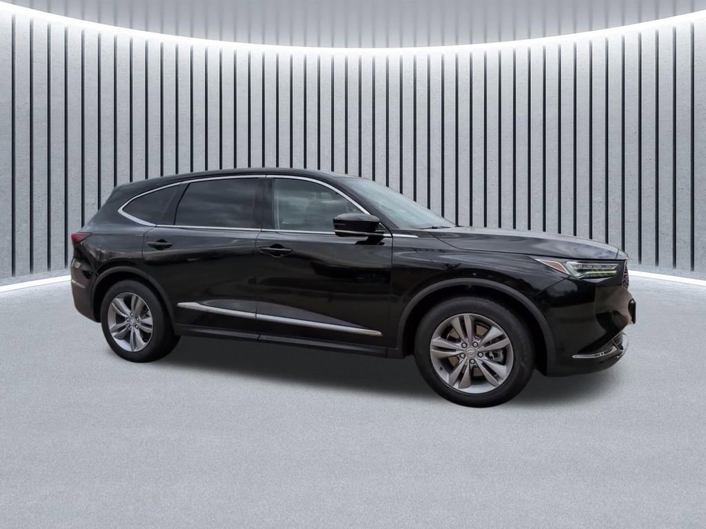 Used 2023 Acura MDX SH-AWD image 3
