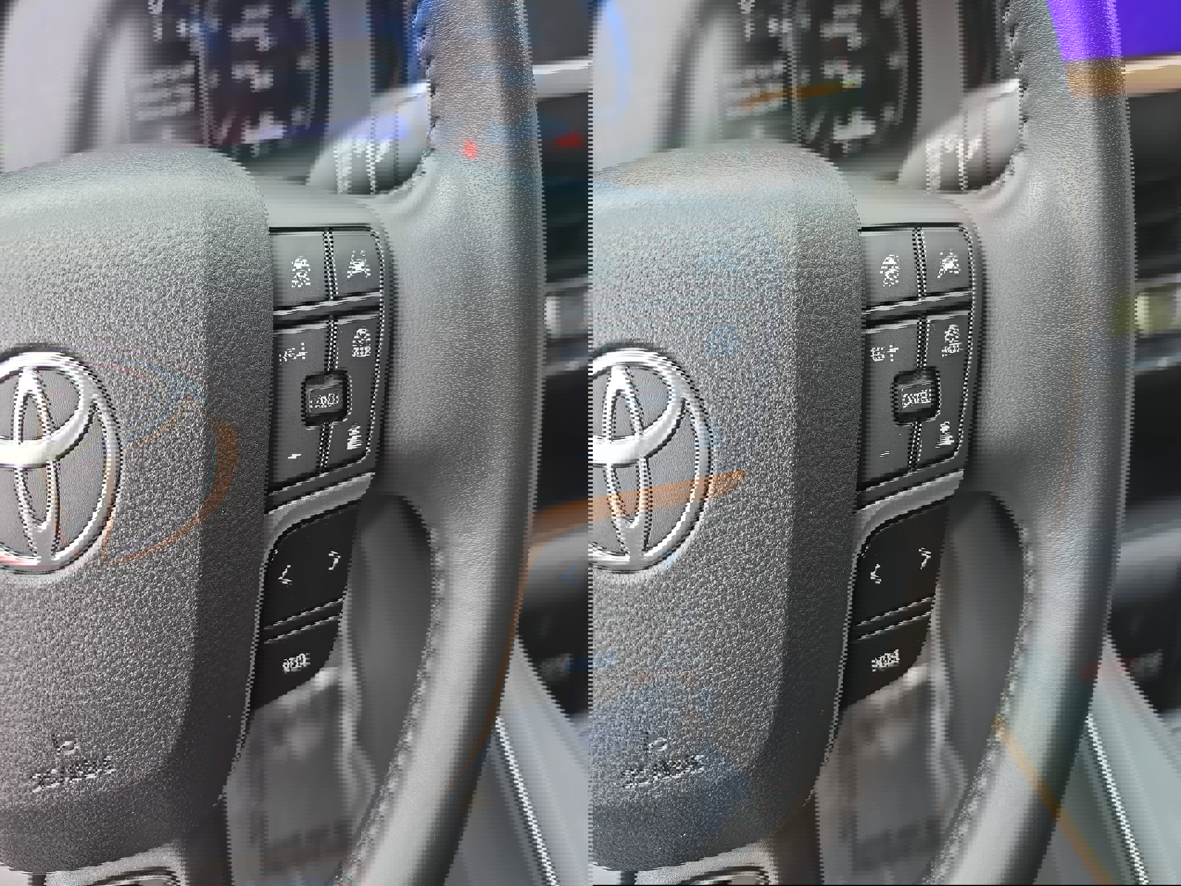 Used 2023 Toyota Crown XLE image 19