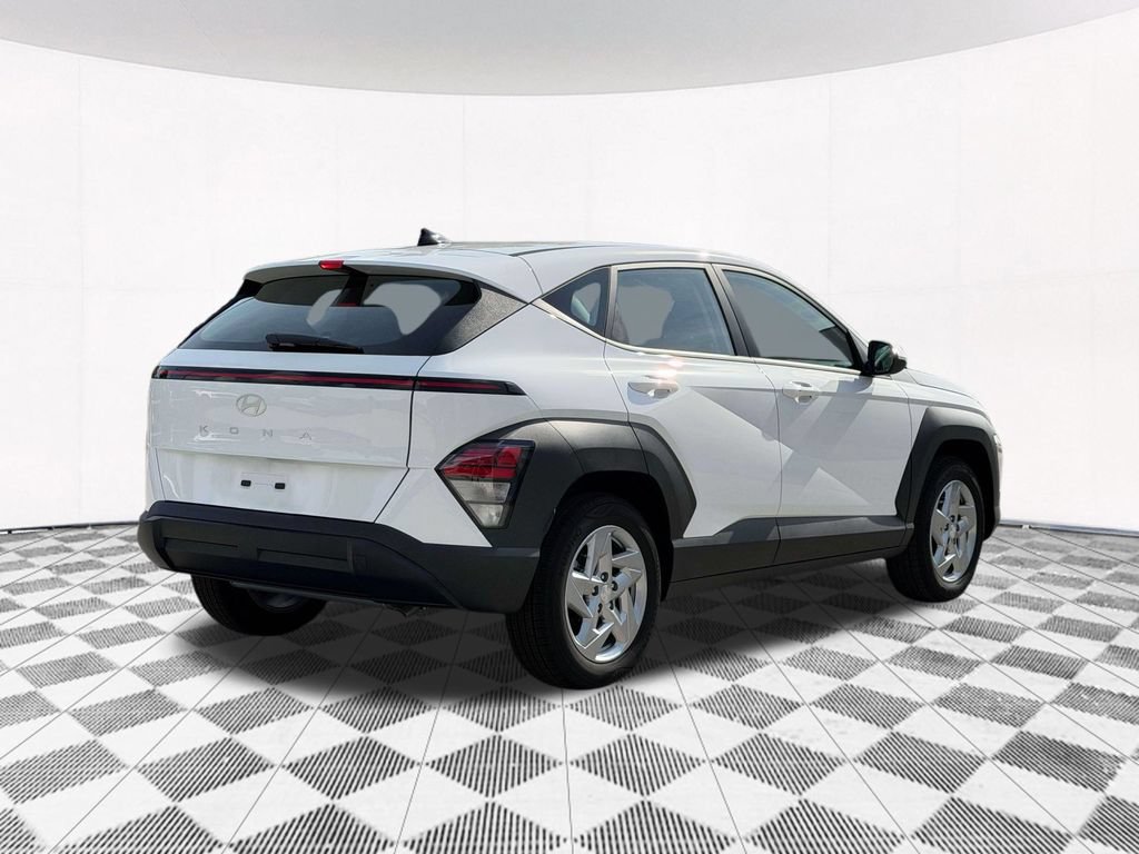 New 2027 Hyundai Kona SE FWD image 10