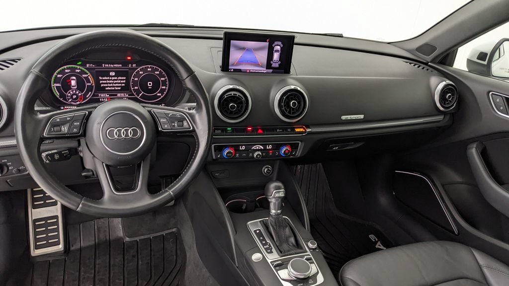 Used 2018 Audi A3 e-tron Prestige w/ Prestige Package FWD image 4
