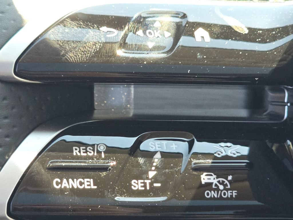 New 2026 Mercedes-Benz GLS 450 4MATIC image 36