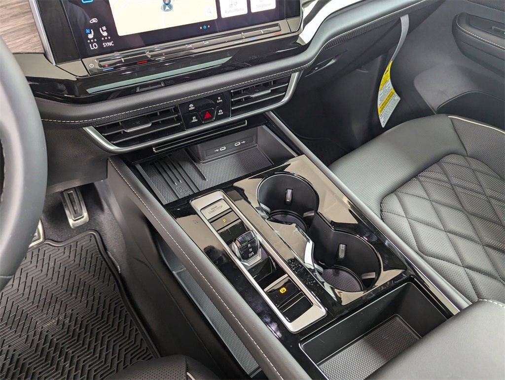 New 2025 Volkswagen Atlas SEL Premium R-Line image 27