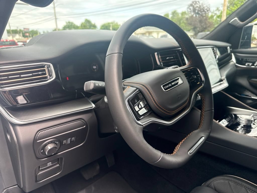 New 2026 Jeep Grand Wagoneer L Summit AWD/4WD image 23